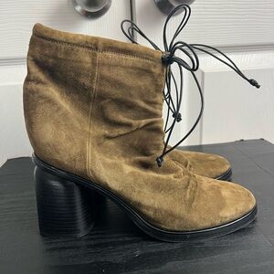 HALMANERA OLIVE Rounded Toe Suede Slouchy Boot EU 38